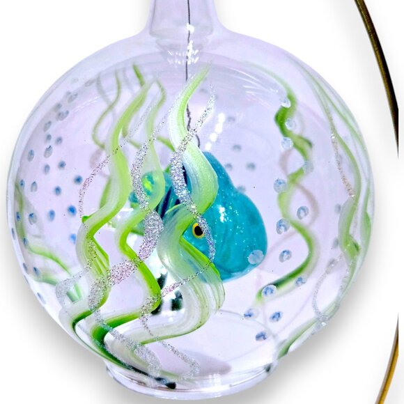 Vintage Hand-Painted Glass Coral Fish In Round Open Art Glass Ornament - Picture 5 of 8